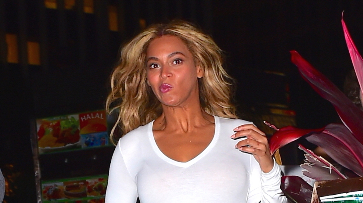 Beyonce: Ο εκνευρισμός και οι απίστευτοι μορφασμοί για τους παπαράτσι 
